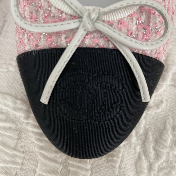 **Chanel Glittered Tweed Ballet Flats** - Picture 2 of 7